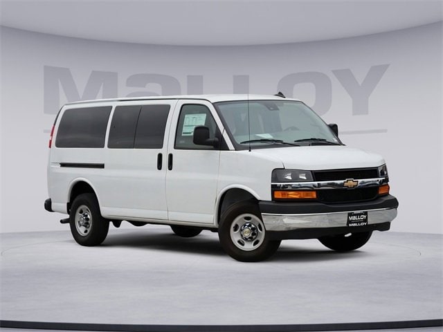 2024 Chevrolet Express Cargo Work Van's photo