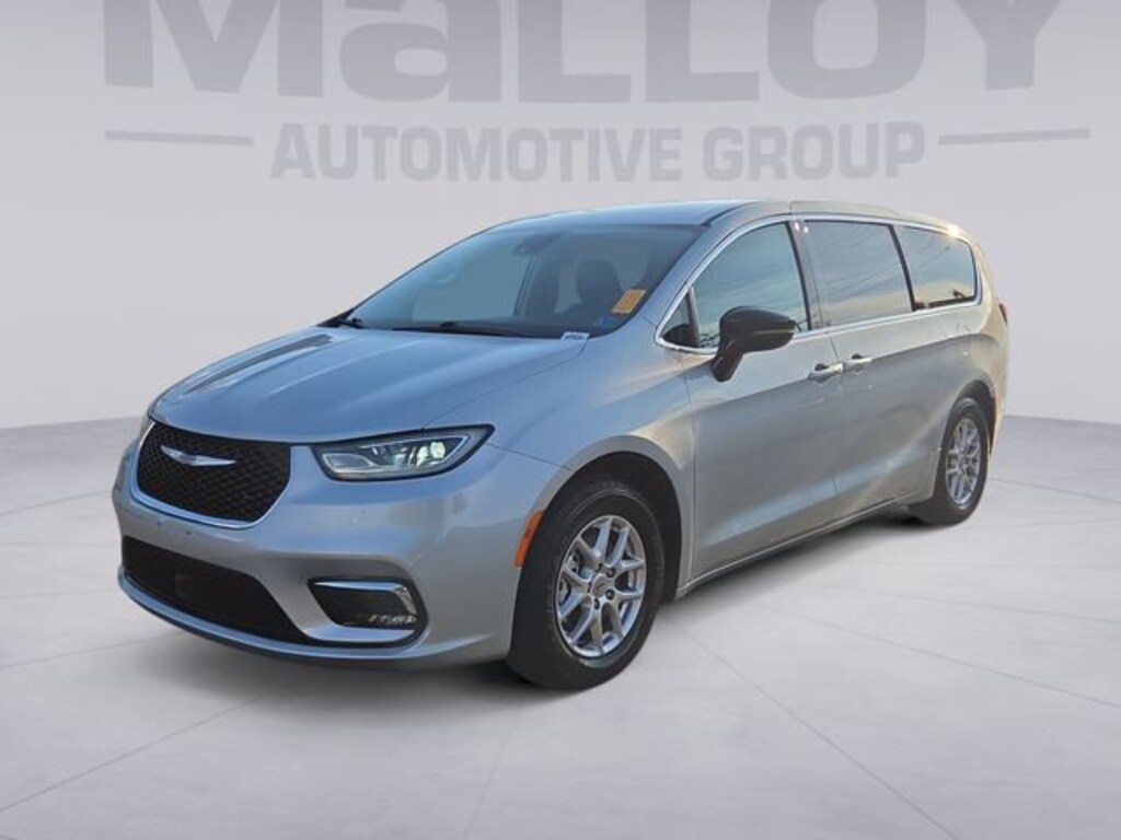 Used 2024 Chrysler Pacifica Touring L Van Passenger Van
