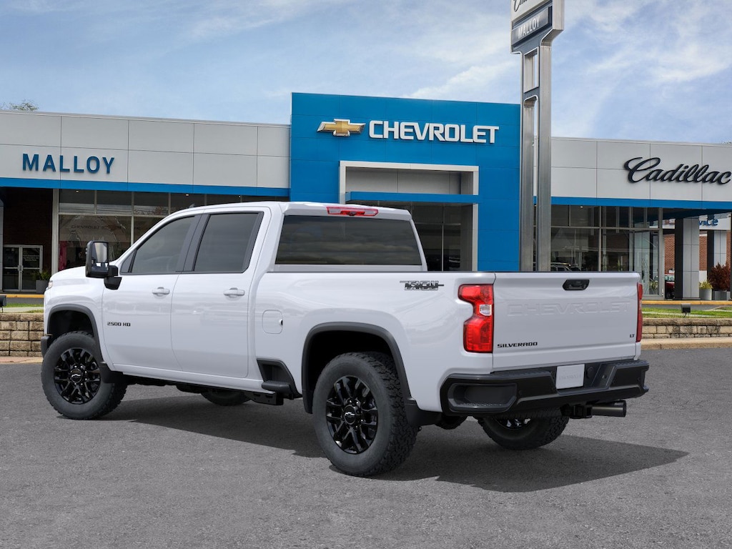 2026 Chevrolet Silverado 2500HD LT photo 3
