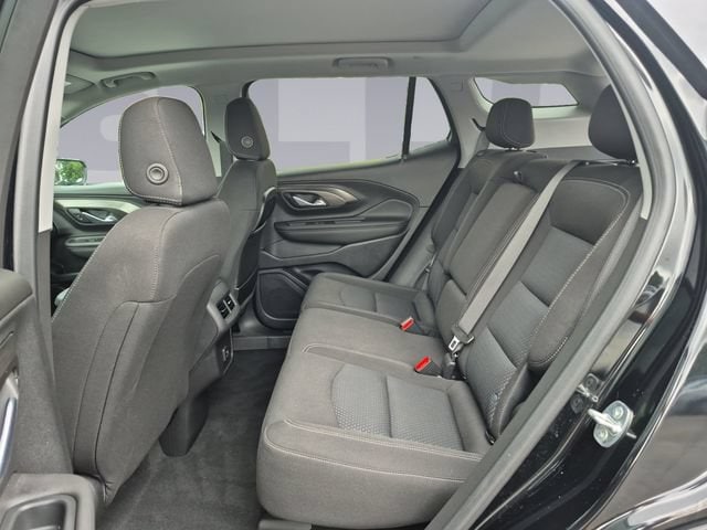 2023 GMC Terrain SLE - Photo 16