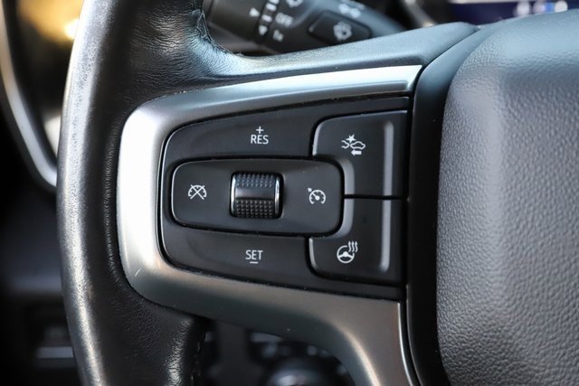 2022 Chevrolet Silverado 1500 RST photo 2