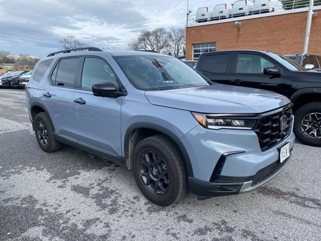2025 Honda Pilot TrailSport photo 4
