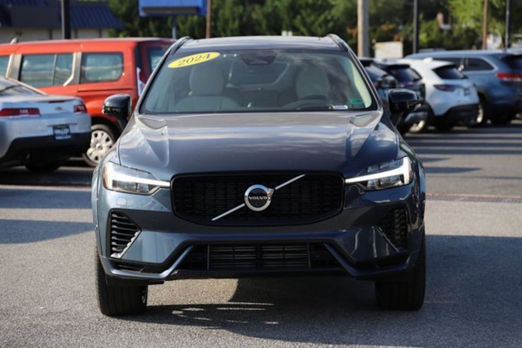 Used 2024 Volvo XC60 Recharge Plug-In Hyb Ultimate Dark Theme SUV