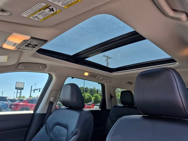2024 Nissan Pathfinder Platinum - Photo 27