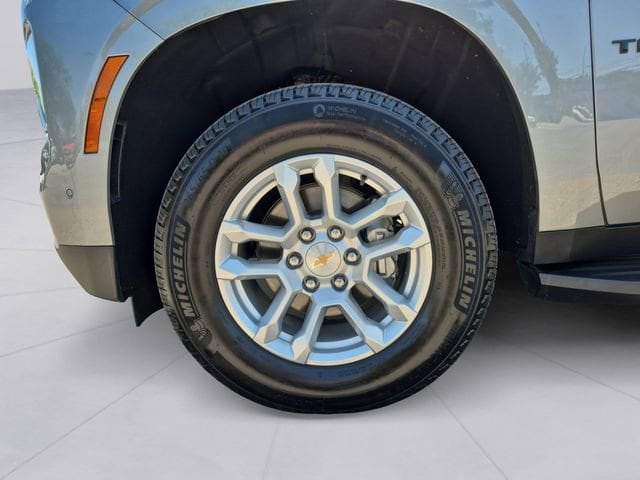 2026 Chevrolet Tahoe LS - Photo 9