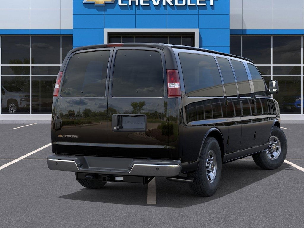 2025 Chevrolet Express Passenger 2500 photo 4