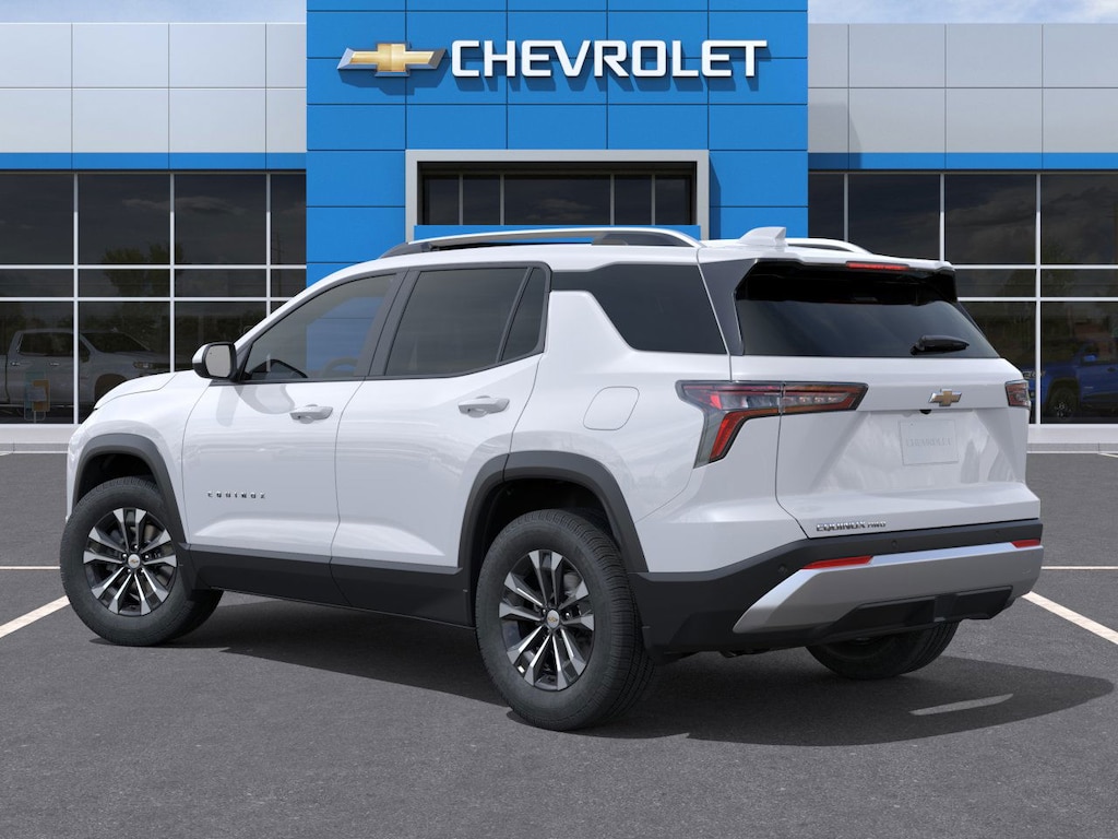 2026 Chevrolet Equinox LT photo 3