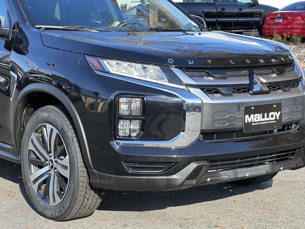 2020 Mitsubishi Outlander Sport ES photo 4