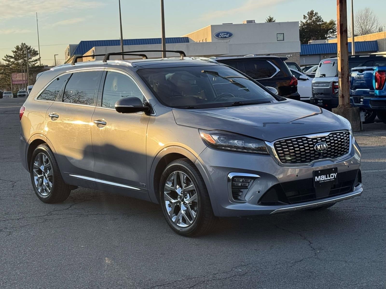 2019 Kia Sorento SXL's photo
