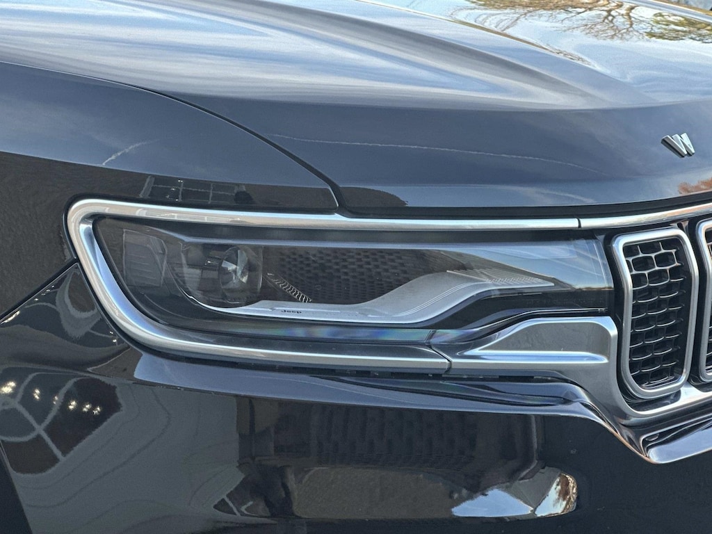 2022 Jeep Wagoneer Series III photo 2