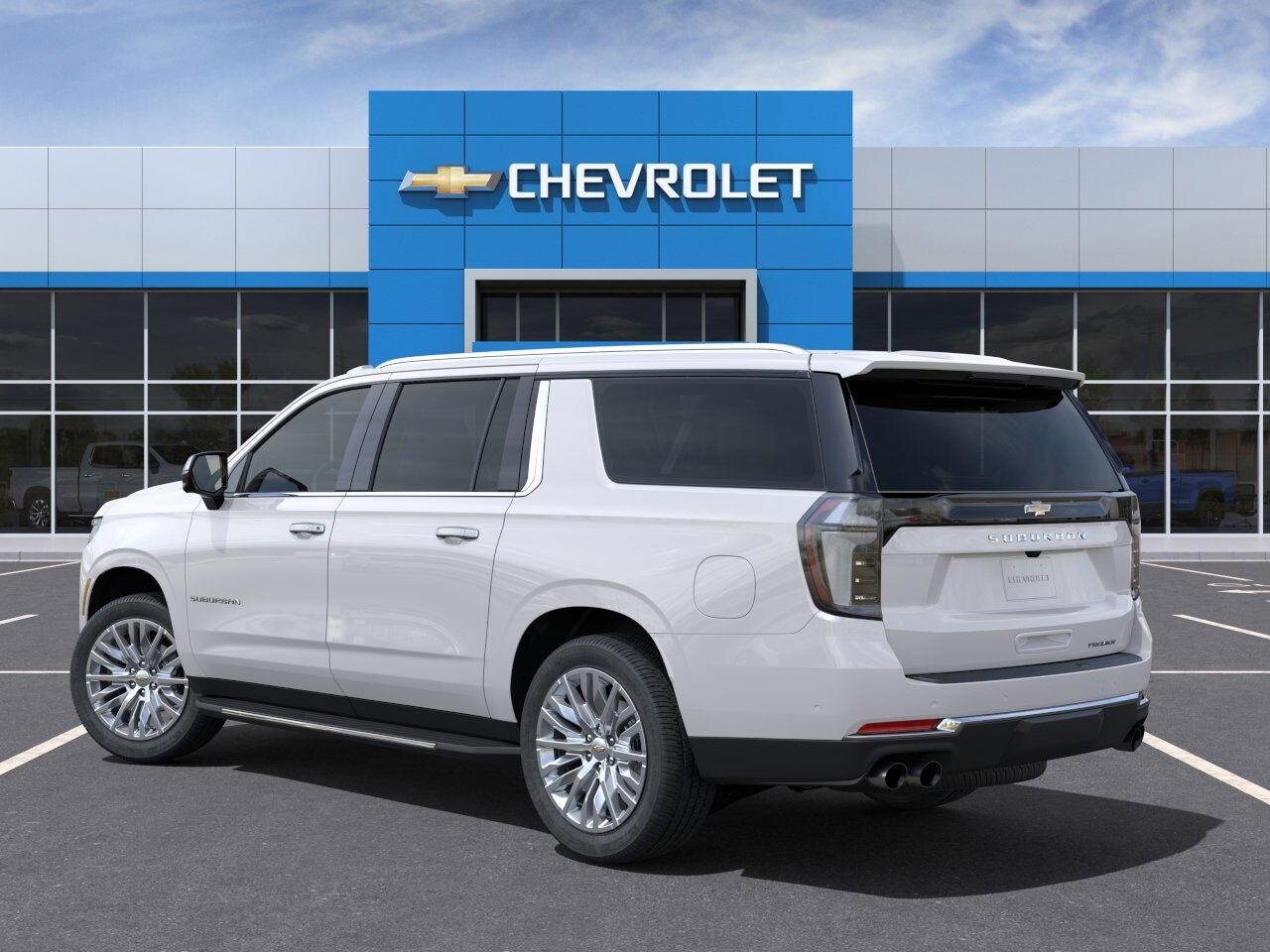 2025 Chevrolet Suburban Premier photo 3
