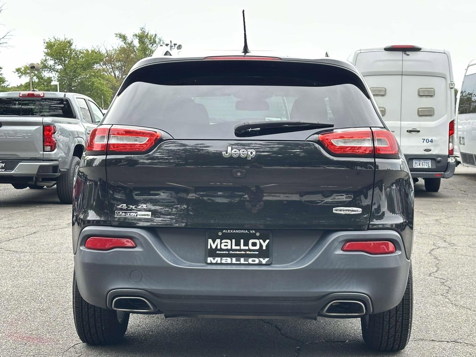 2015 Jeep Cherokee Latitude photo 2