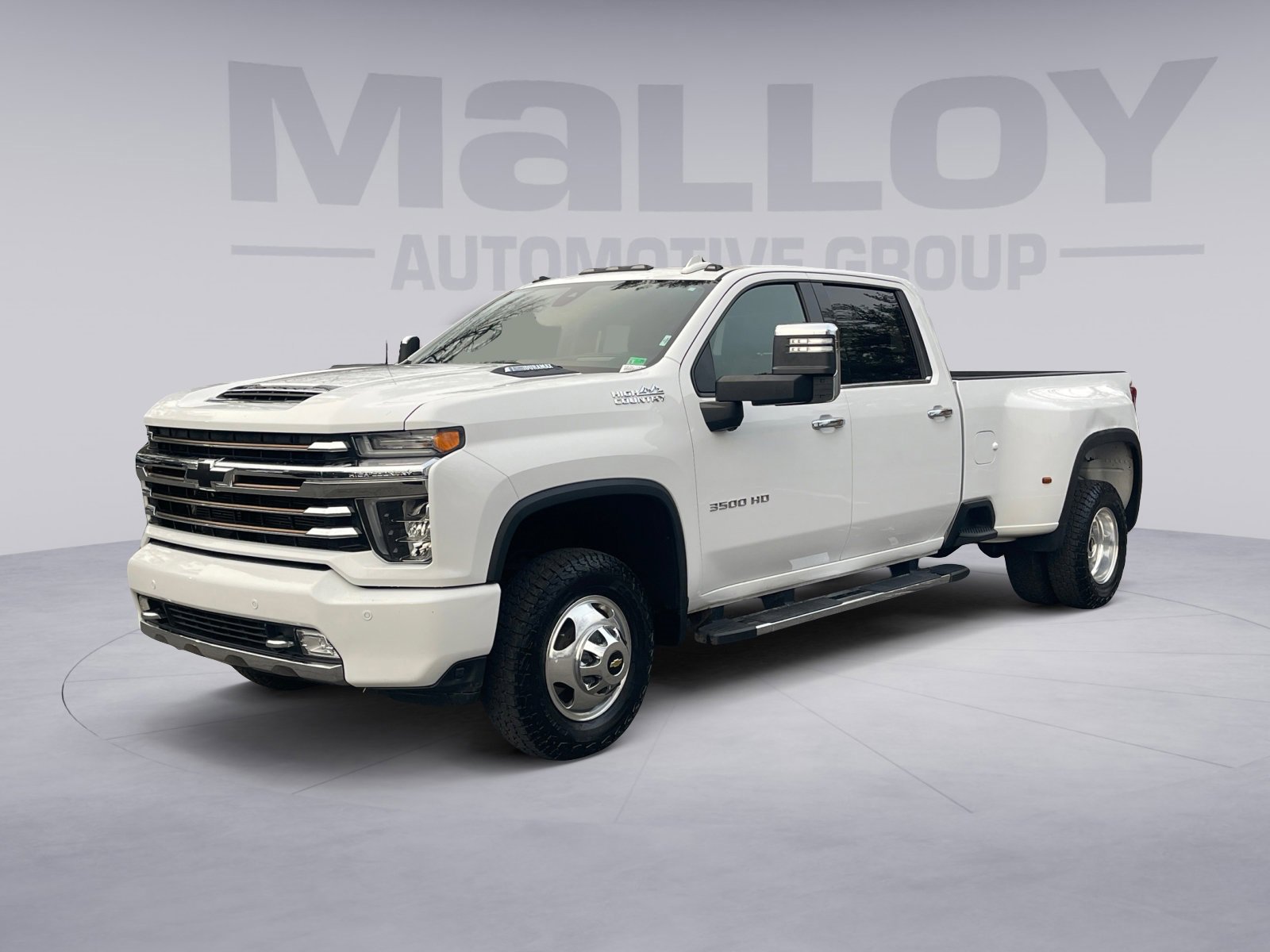 2021 Chevrolet Silverado 3500HD High Country's photo