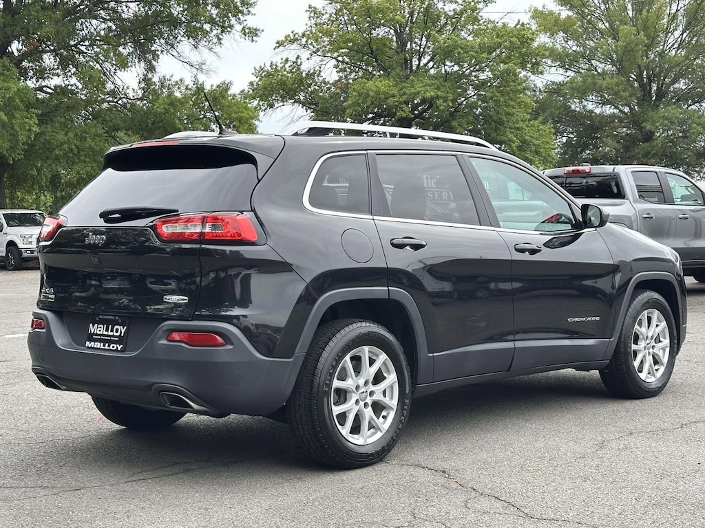 2015 Jeep Cherokee Latitude photo 3