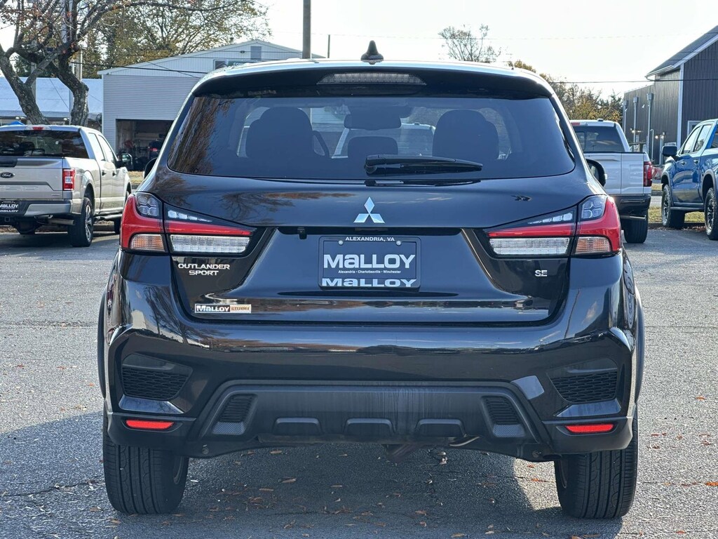 2020 Mitsubishi Outlander Sport ES photo 3