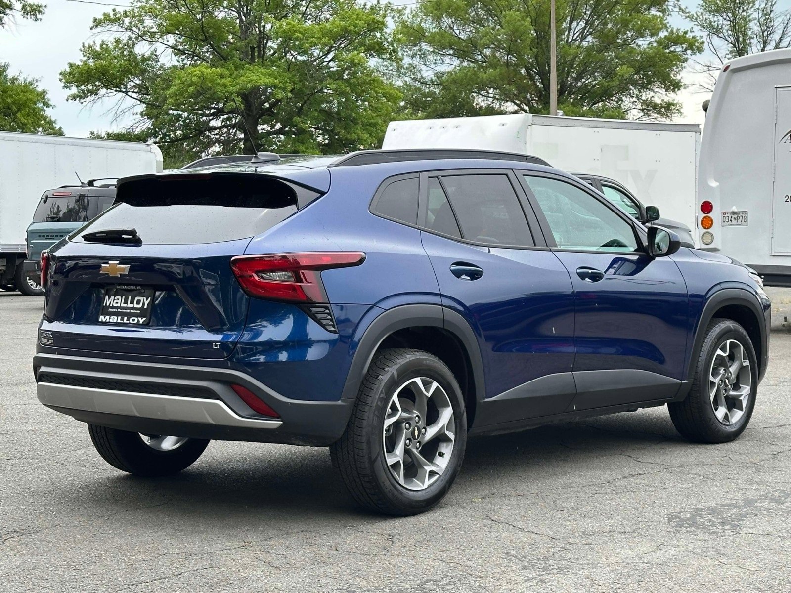 2024 Chevrolet Trax LT photo 4