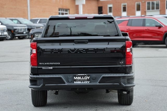 2020 Chevrolet Silverado 1500 LT photo 3