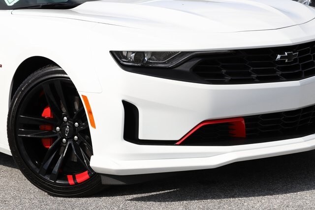 2023 Chevrolet Camaro 3LT photo 2