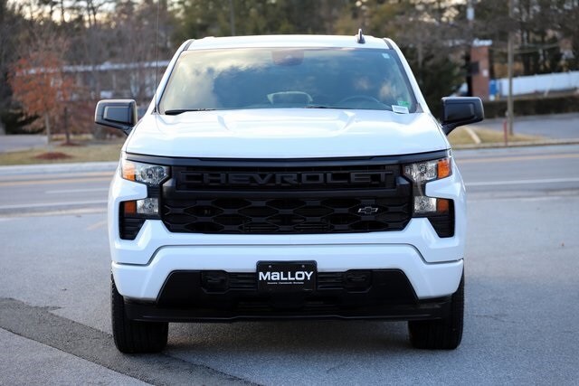 2023 Chevrolet Silverado 1500 Custom photo 4