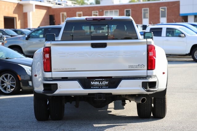 2022 Chevrolet Silverado 3500HD High Country photo 3