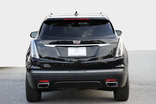 2021 Cadillac XT5 Sport photo 3