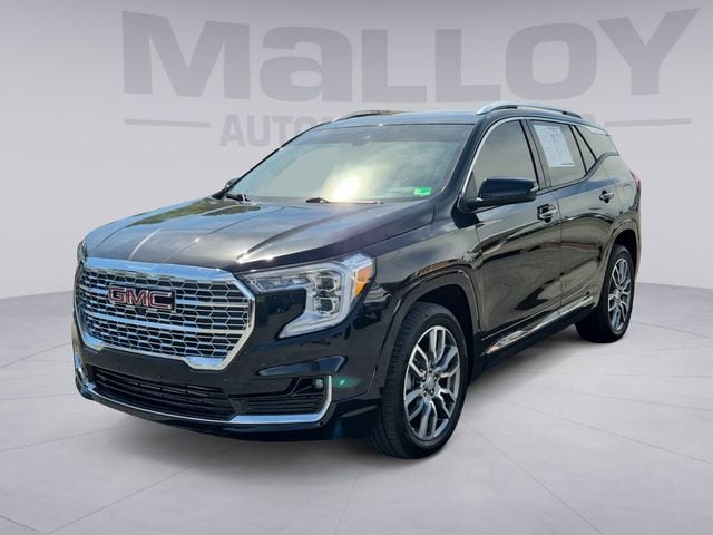 2023 GMC Terrain Denali AWD's photo