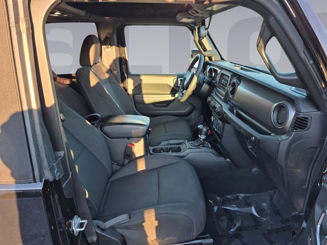2023 Jeep Wrangler 2-Door Willys - Photo 17