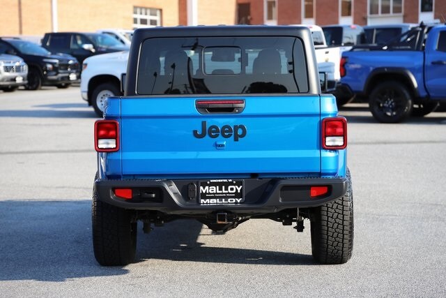 2024 Jeep Gladiator Sport S photo 3