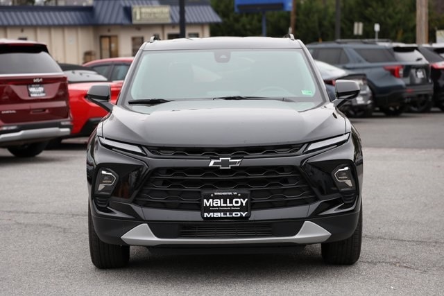 2025 Chevrolet Blazer 2LT photo 3