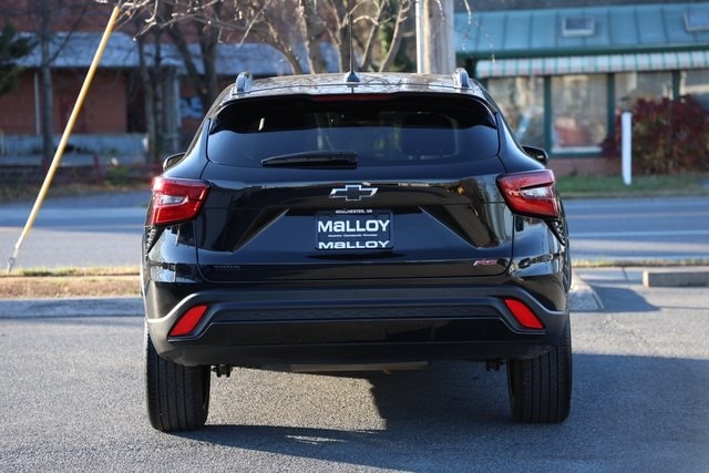 2024 Chevrolet Trax photo 3