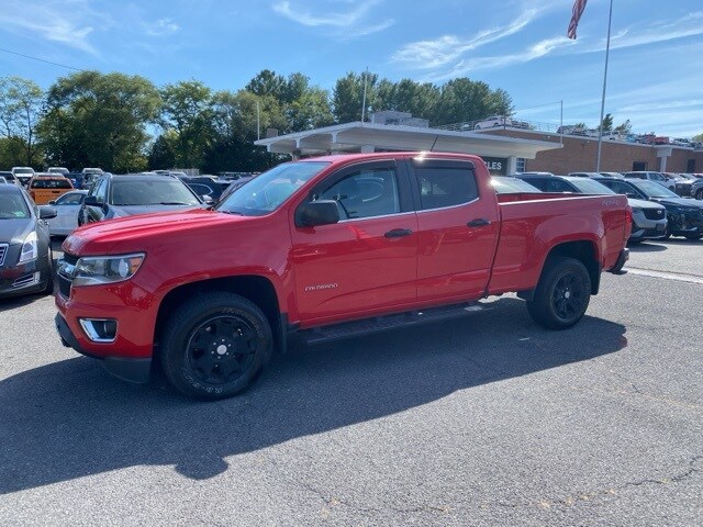 2016 Chevrolet Colorado LT photo 3