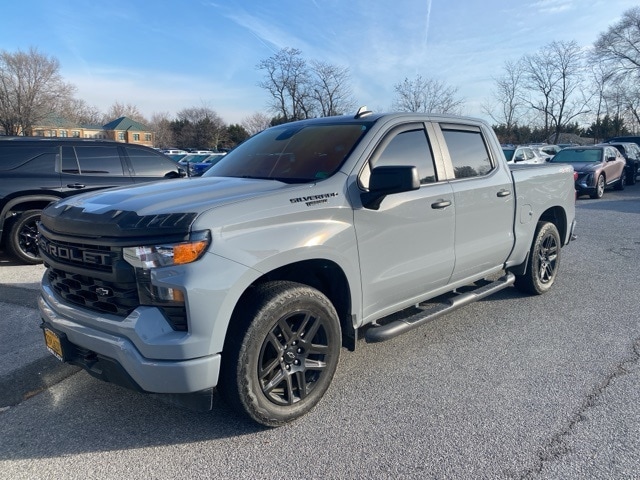 2024 Chevrolet Silverado 1500 Custom's photo