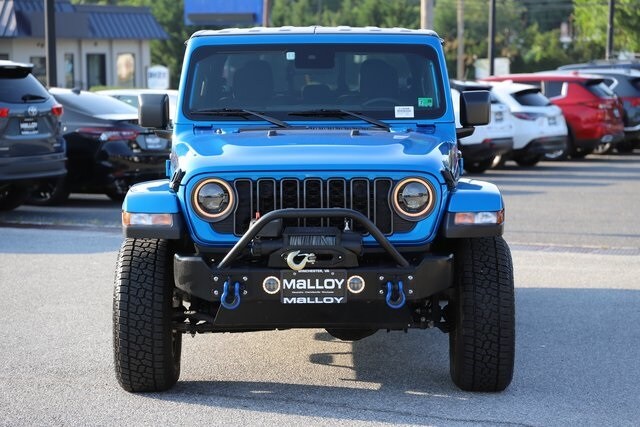 2024 Jeep Gladiator Sport S photo 4