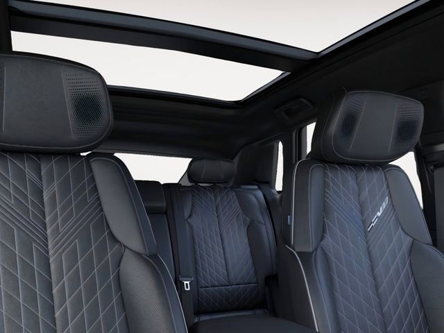 2026 Cadillac LYRIQ V Premium - Photo 24