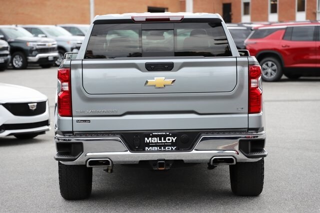 2024 Chevrolet Silverado 1500 LT photo 3