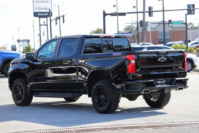 2024 Chevrolet Silverado 1500 LT Trail Boss photo 2