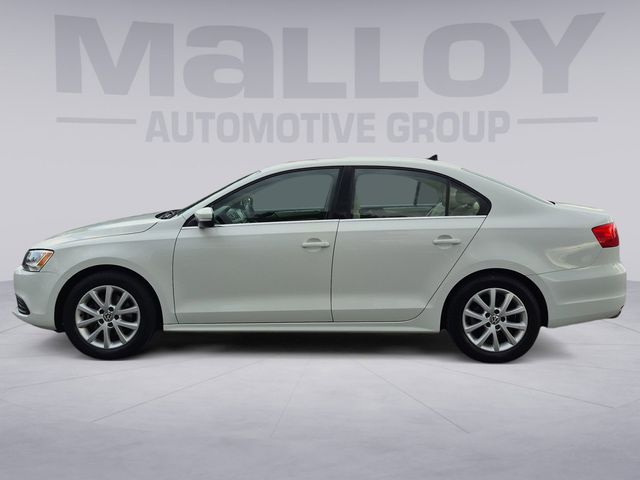 Used 2014 Volkswagen Jetta SE with VIN 3VWD17AJ2EM411805 for sale in Charlottesville, VA