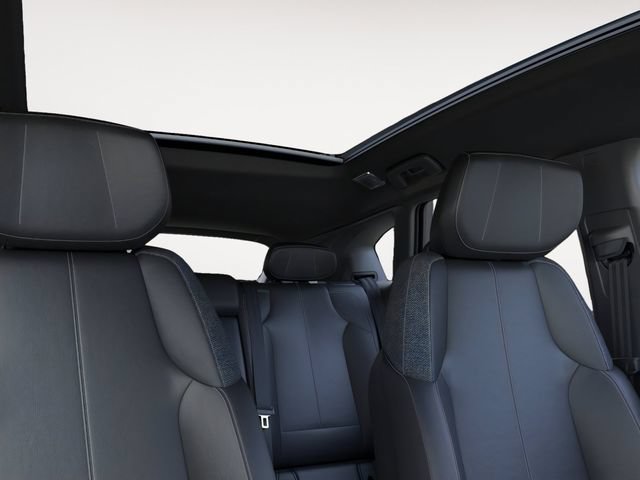 2027 Cadillac OPTIQ Luxury - Photo 24