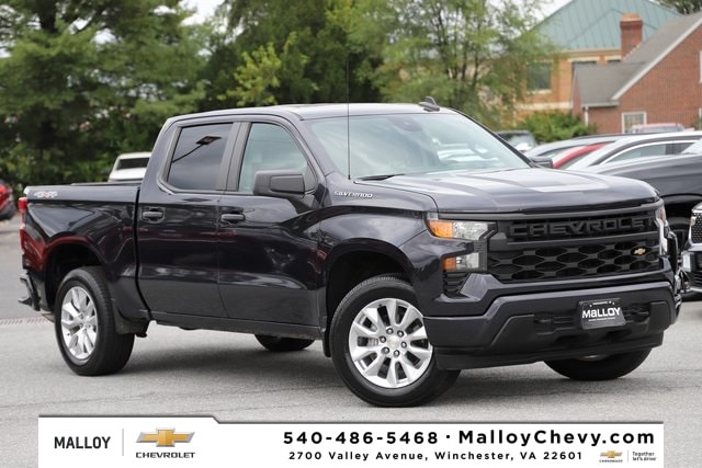 2022 Chevrolet Silverado 1500 Custom photo 2