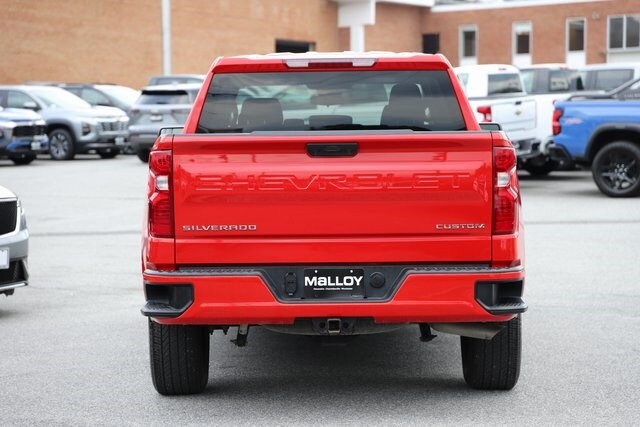 2024 Chevrolet Silverado 1500 Custom photo 3
