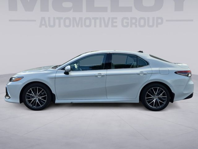4T1F11BK8RU110663