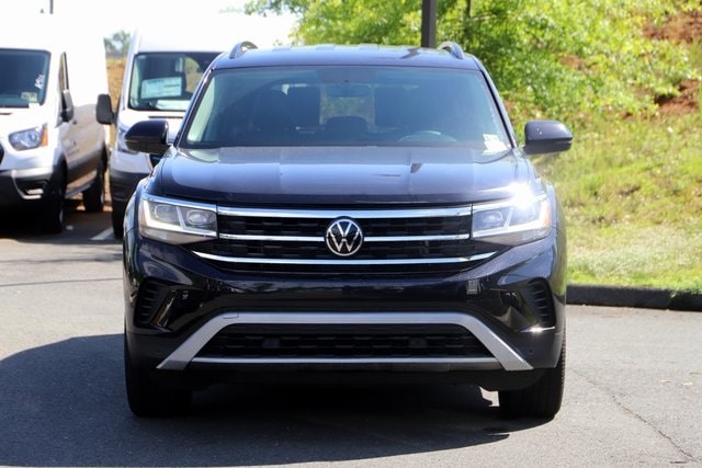 Certified 2021 Volkswagen Atlas SE w/Tech with VIN 1V2HR2CA5MC581572 for sale in Charlottesville, VA