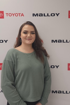Staff member Kaitlyn Murrow from ID_59a21ca21633