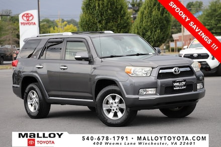 2013 Toyota 4Runner SR5 SUV 2013 Toyota 4Runner SR5 SUV