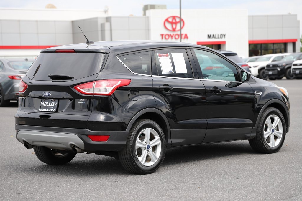 2016 Ford Escape SE photo 4