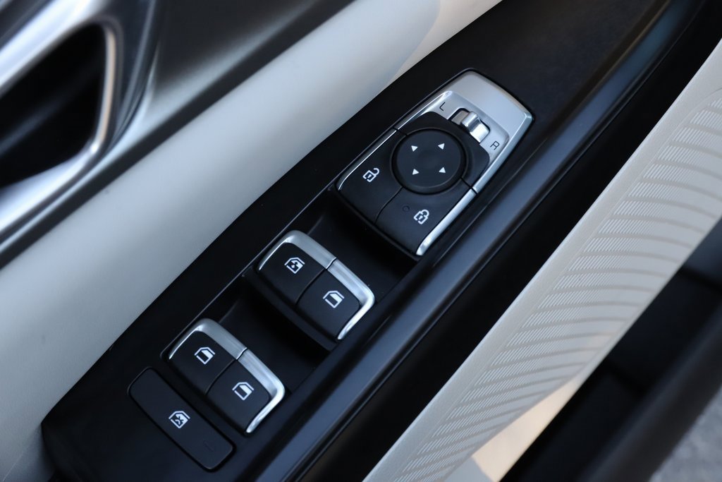 2022 Kia Carnival LXS photo 12