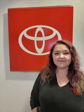 Staff member Sylvia Strakal from ID_a7779d0ef129