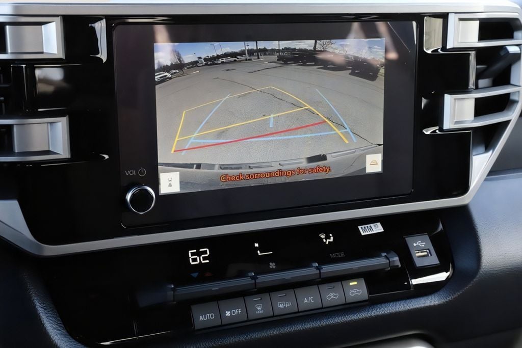 2025 Toyota Tundra SR5 - Photo 9