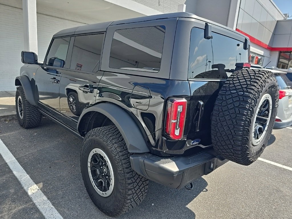 2023 Ford Bronco Badlands photo 4