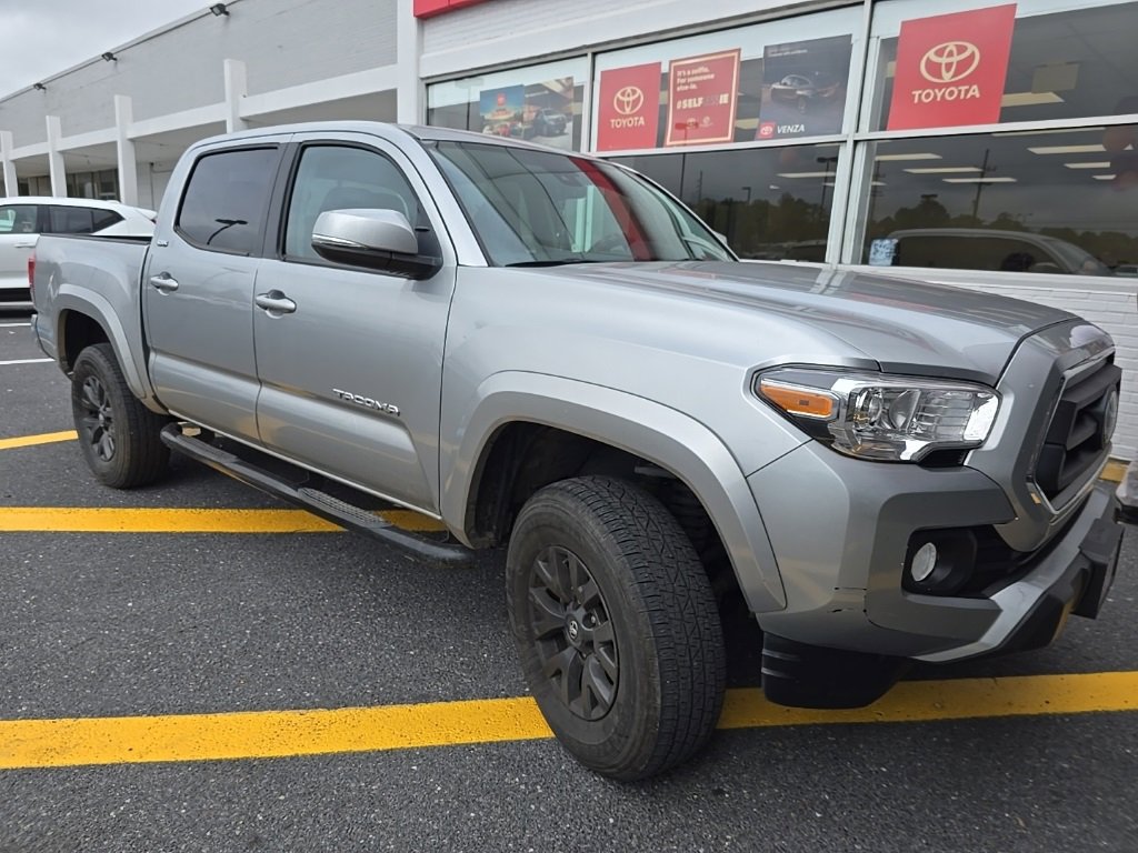 2023 Toyota Tacoma SR5 photo 2